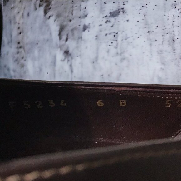 Cole Haan Women's Block Raised Heel With Buckle Luxury Shoe - Made In Italy 6b - Picture 8 of 9